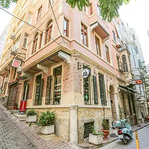 No 8 Galata Апартаменты